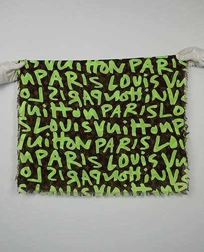 louis vuitton stephen sprouse graffiti scarf|stephen sprouse and gucci.